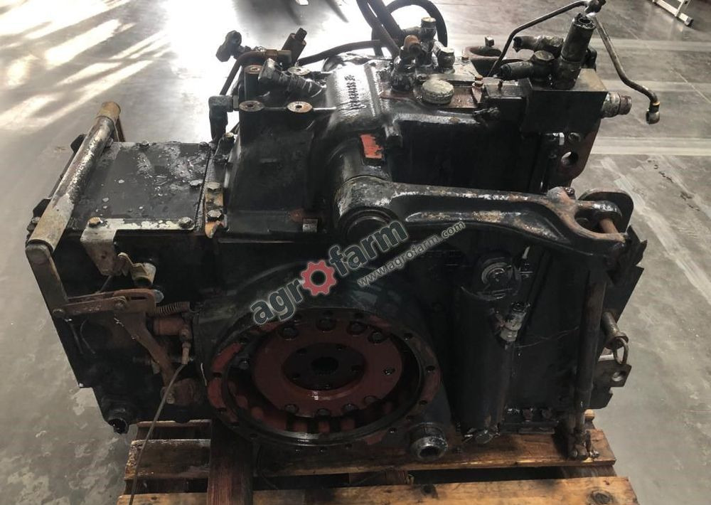 TYLNY MOST LANDINI LEGEND 130 3553100R4 - 传动装置:图4 TYLNY MOST LANDINI LEGEND 130 3553100R4 - 传动装置:图4