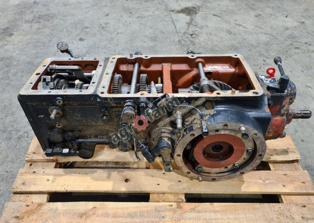 Tylny most Case PJV 65 12646 - 变速箱:图2 Tylny most Case PJV 65 12646 - 变速箱:图2