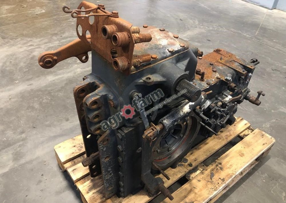 Tylny most Lamborghini 774-80 44531100 - 变速箱:图4 Tylny most Lamborghini 774-80 44531100 - 变速箱:图4