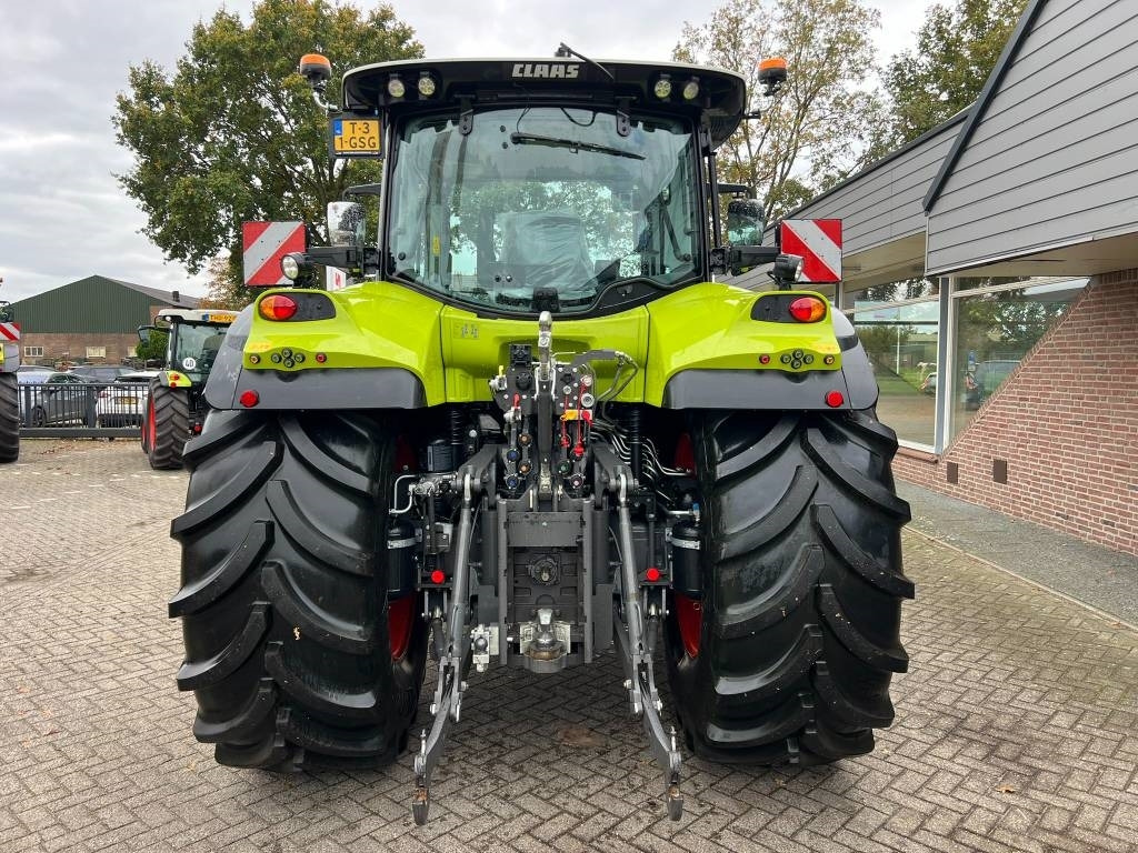 Claas Arion 630 CIS+ CMATIC - 拖拉机:图4 Claas Arion 630 CIS+ CMATIC - 拖拉机:图4