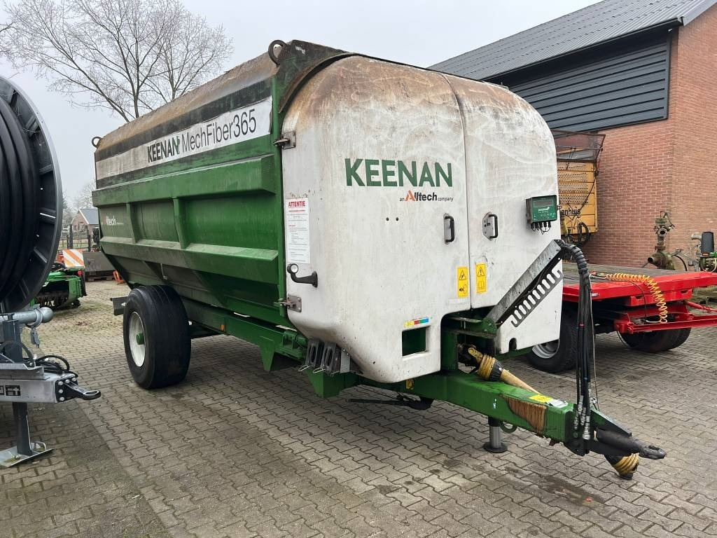 Keenan Mech-Fiber 365 - 饲料搅拌车:图4 Keenan Mech-Fiber 365 - 饲料搅拌车:图4