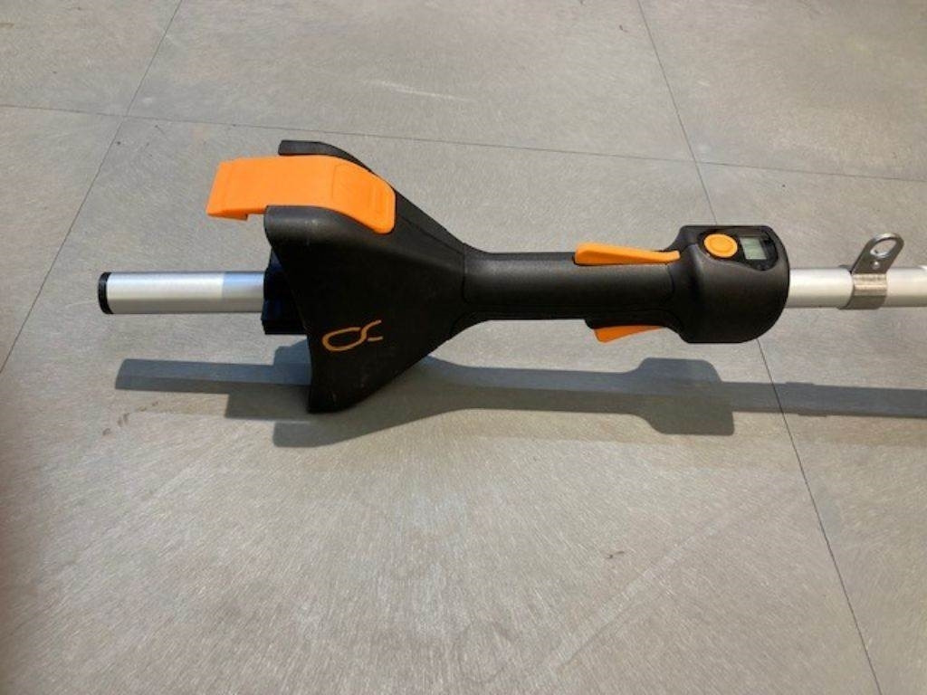 Pellenc Excelion Alpha  - 园林割草机:图2 Pellenc Excelion Alpha  - 园林割草机:图2