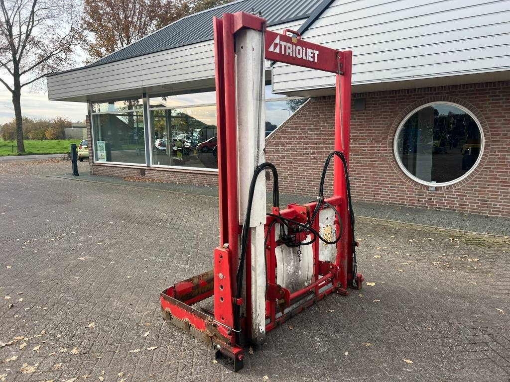 Trioliet TU 170 kuilvoersnijder - 牲畜设备:图2 Trioliet TU 170 kuilvoersnijder - 牲畜设备:图2