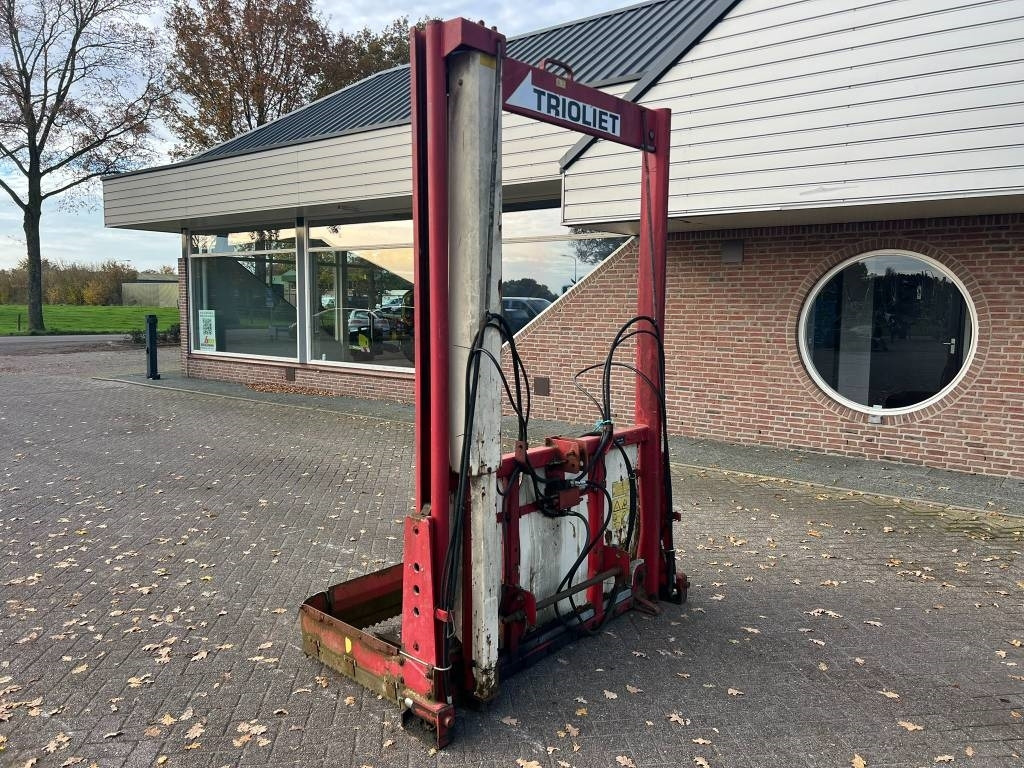 Trioliet TU 195 Kuilvoersnijder - 牲畜设备:图2 Trioliet TU 195 Kuilvoersnijder - 牲畜设备:图2