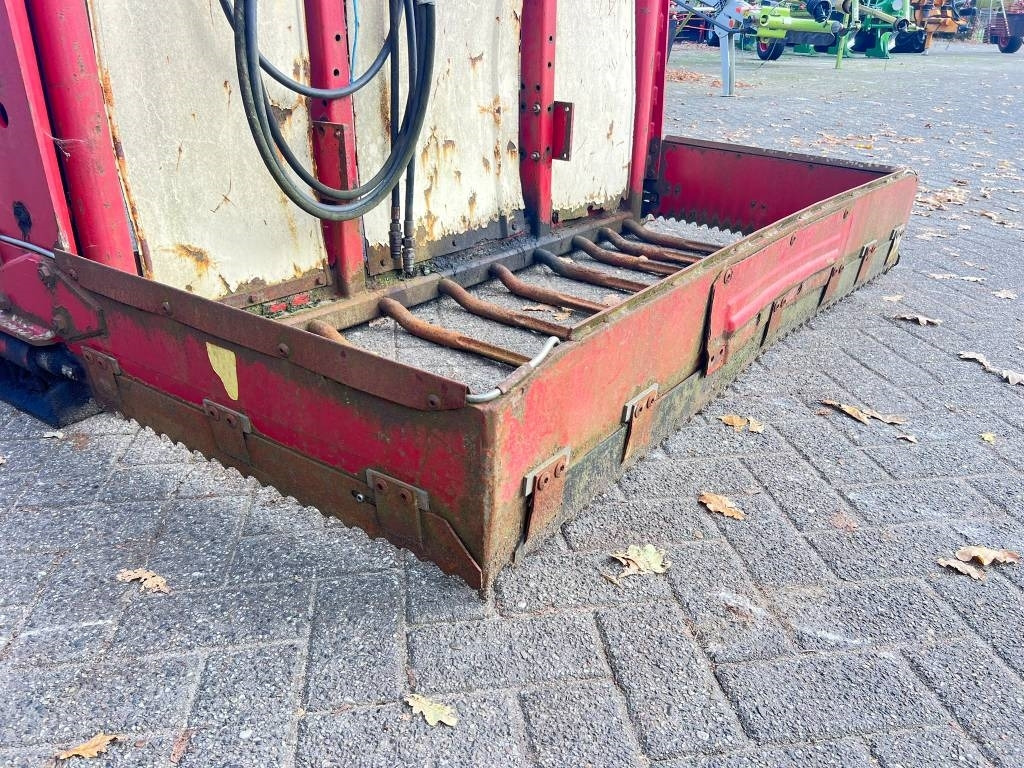 Trioliet TU 195 Kuilvoersnijder - 牲畜设备:图5 Trioliet TU 195 Kuilvoersnijder - 牲畜设备:图5