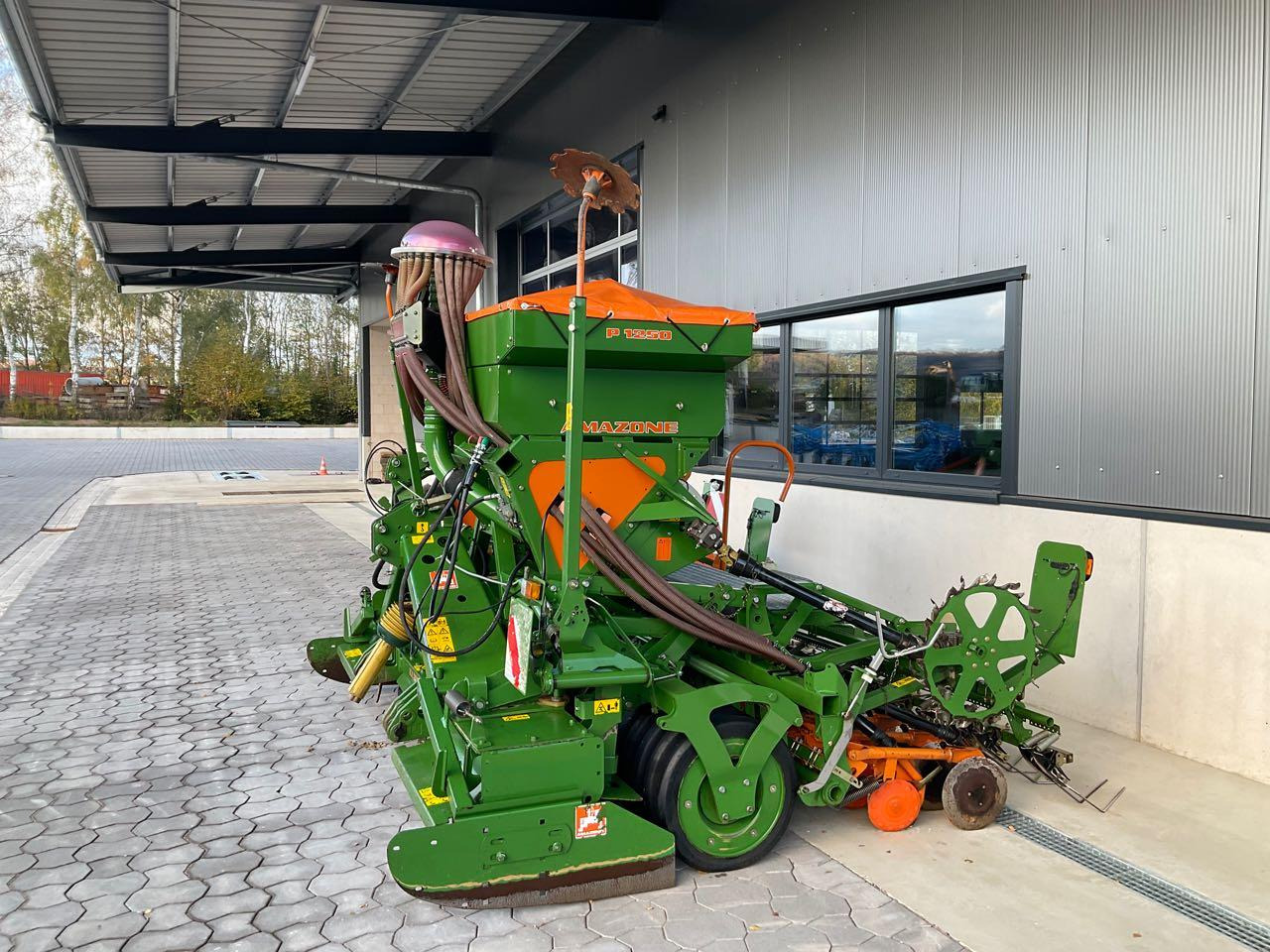 Amazone ADP 303 Spezial, KX 3000 - 联合条播机:图1 Amazone ADP 303 Spezial, KX 3000 - 联合条播机:图1