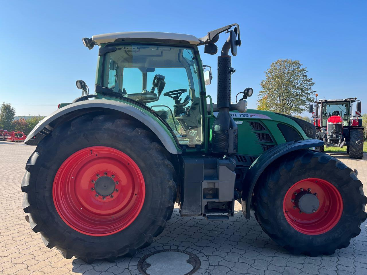 Fendt 720 Vario SCR - 拖拉机:图2 Fendt 720 Vario SCR - 拖拉机:图2