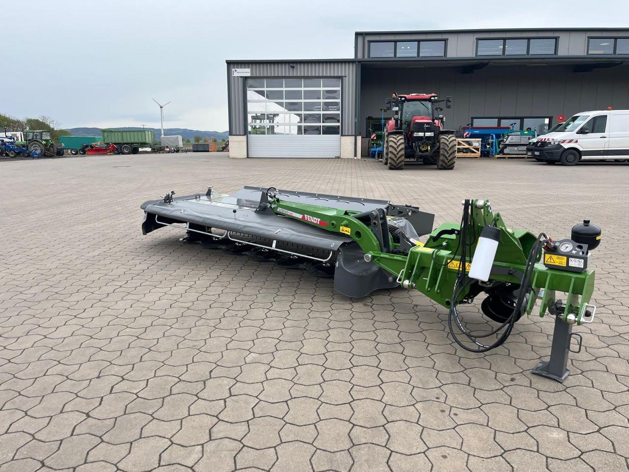Fendt Slicer 3670 TLXKC - 割草机:图1 Fendt Slicer 3670 TLXKC - 割草机:图1