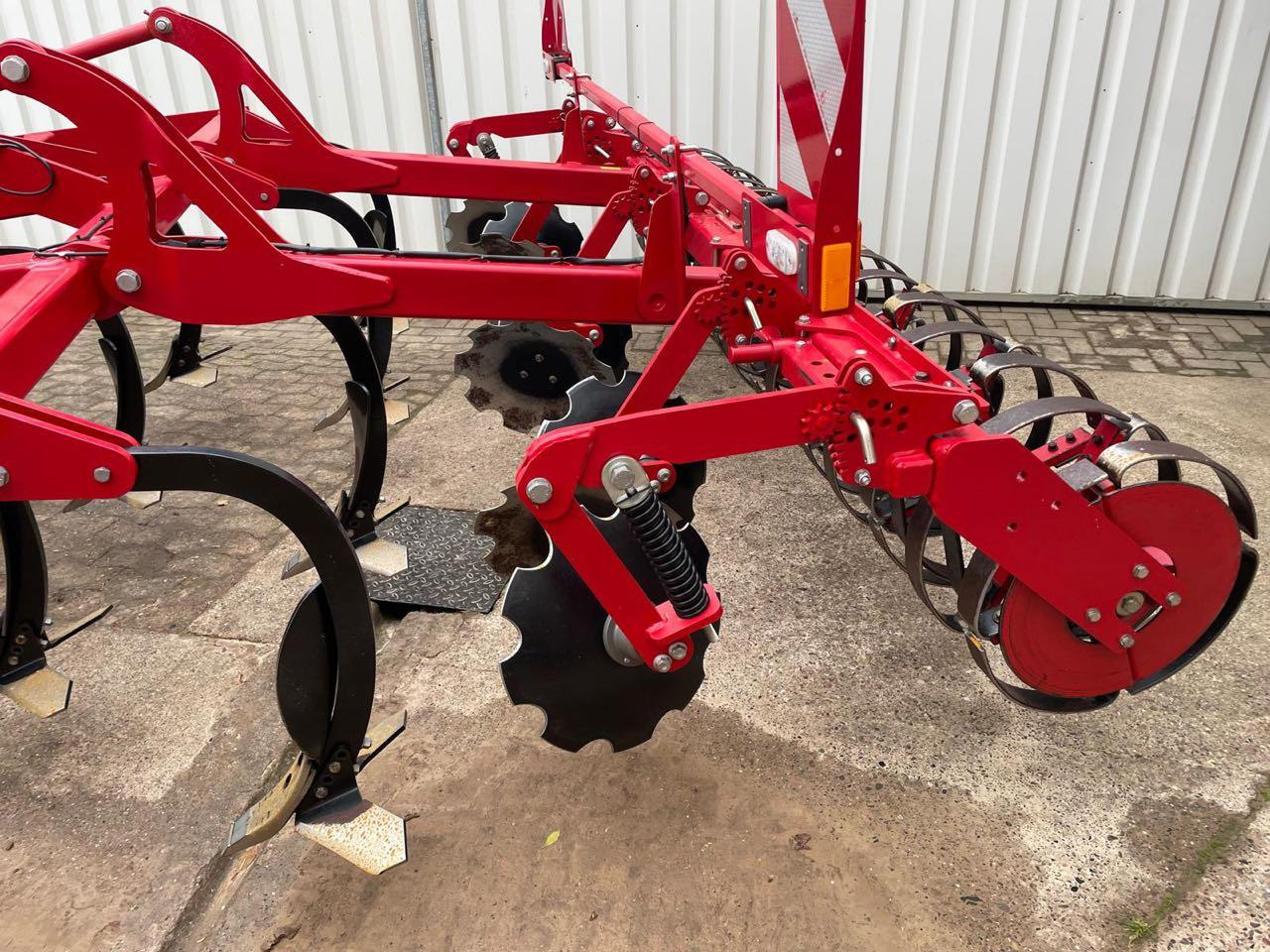 Horsch Terrano 3FX - 耕耘机:图3 Horsch Terrano 3FX - 耕耘机:图3