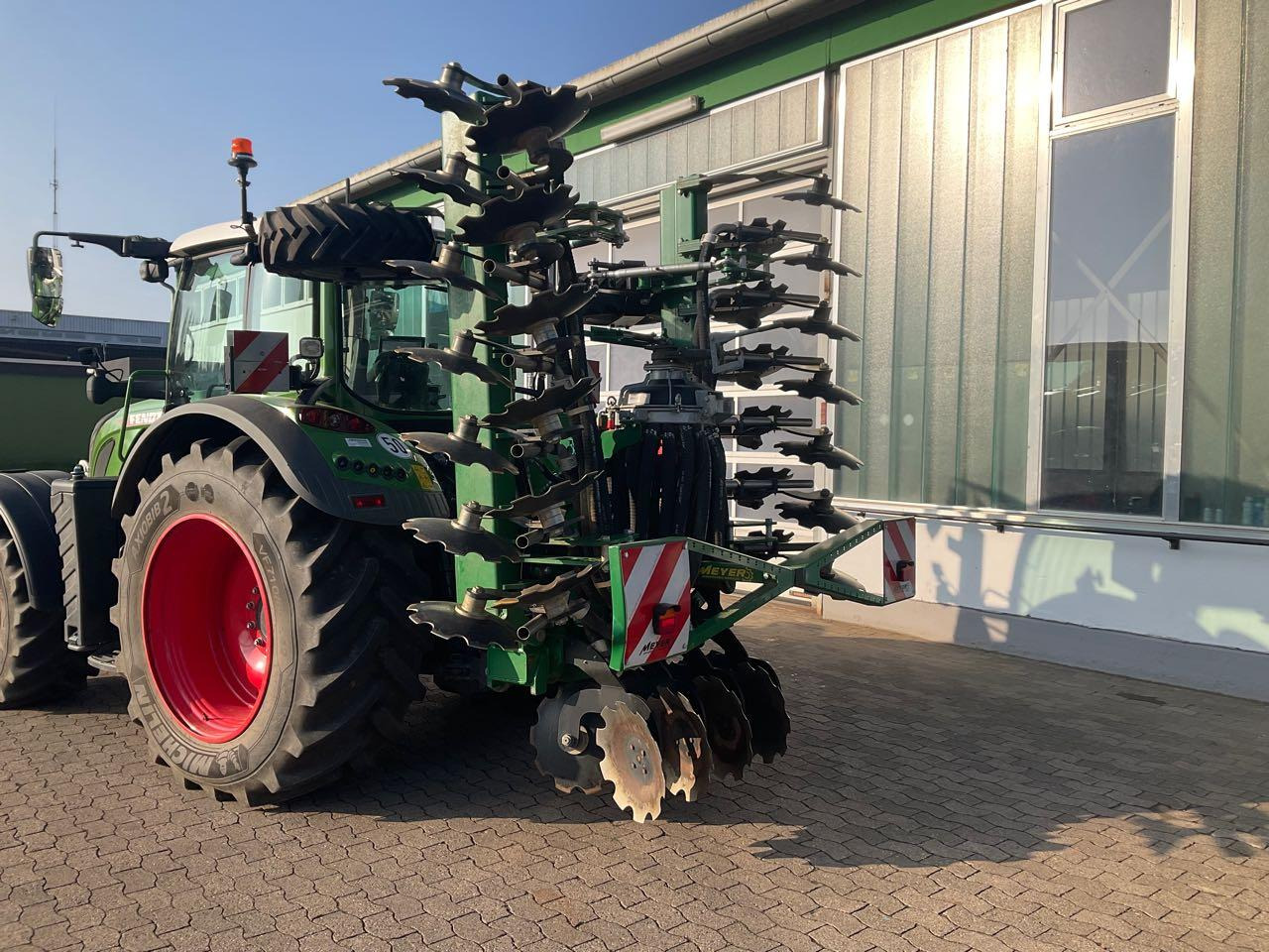 Meyer-Lohne Mixi 600 - 施肥设备:图2 Meyer-Lohne Mixi 600 - 施肥设备:图2