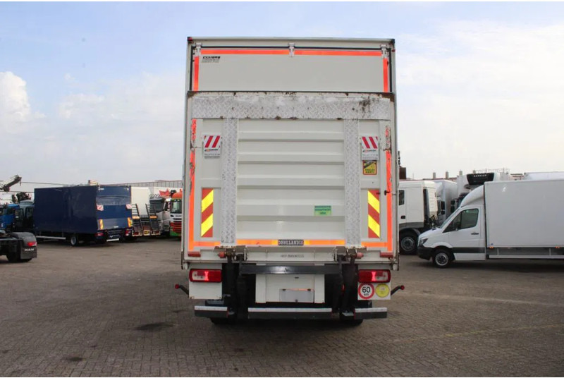 DAF CF 290 + EURO 6 + MANUAL - 厢式卡车:图4 DAF CF 290 + EURO 6 + MANUAL - 厢式卡车:图4