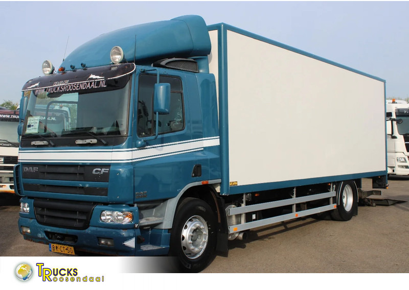DAF CF 75.250 + lift + 19t + 6cylinder - 厢式卡车:图1 DAF CF 75.250 + lift + 19t + 6cylinder - 厢式卡车:图1
