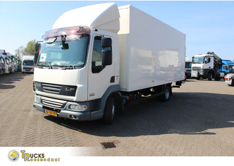 DAF LF 45.160 + EURO 5 + LIFT +MANUAL + 7.5T - 厢式卡车:图1 DAF LF 45.160 + EURO 5 + LIFT +MANUAL + 7.5T - 厢式卡车:图1