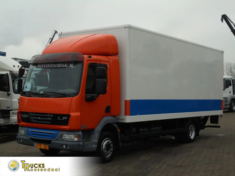 DAF LF 45 210 + 12T + Euro 5 + Dhollandia Lift - 厢式卡车:图1 DAF LF 45 210 + 12T + Euro 5 + Dhollandia Lift - 厢式卡车:图1