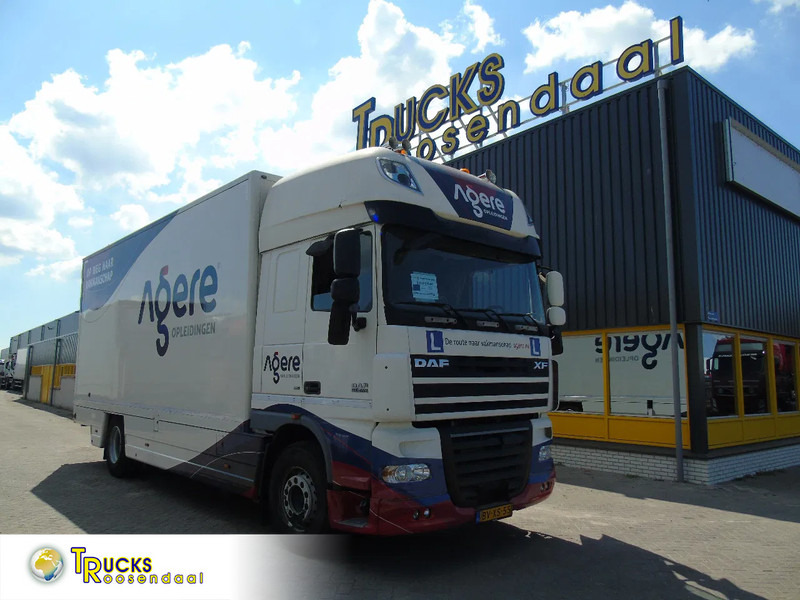 DAF XF 105 .460 + MANUAL + EURO 5 - 厢式卡车:图1 DAF XF 105 .460 + MANUAL + EURO 5 - 厢式卡车:图1