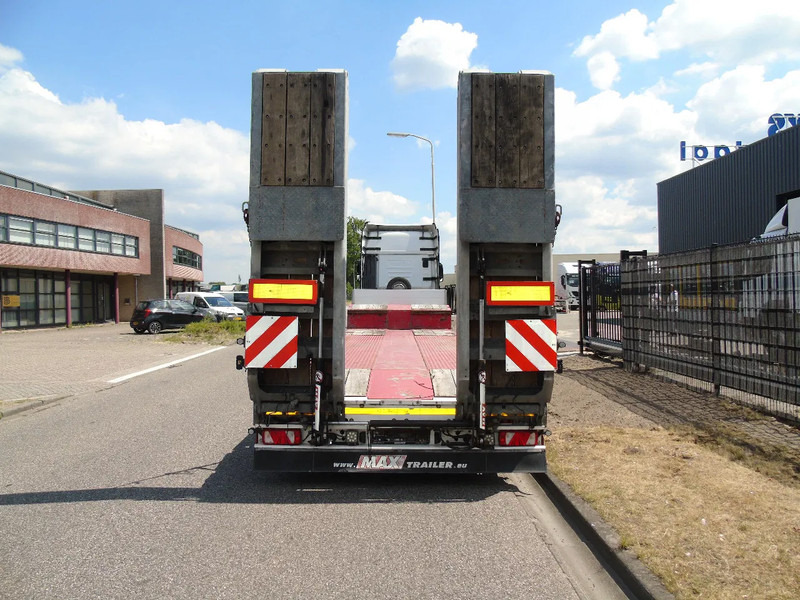 Faymonville 4x AXLE + 6.5 EXTENDABLE + RAMPS FULLY FUNCTIONAL - 自动转运半拖车:图3 Faymonville 4x AXLE + 6.5 EXTENDABLE + RAMPS FULLY FUNCTIONAL - 自动转运半拖车:图3