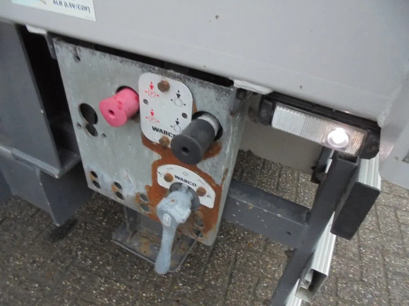 GS AN- 2000 + 2 AXLE - 栏板式/ 平板拖车:图4 GS AN- 2000 + 2 AXLE - 栏板式/ 平板拖车:图4