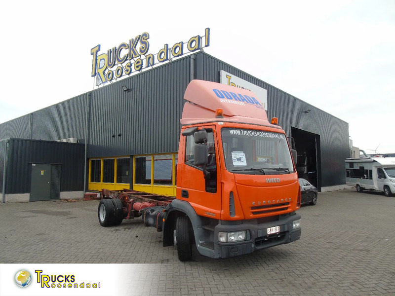 Iveco Eurocargo 120E18 + MANUAL - 驾驶室底盘卡车:图1 Iveco Eurocargo 120E18 + MANUAL - 驾驶室底盘卡车:图1