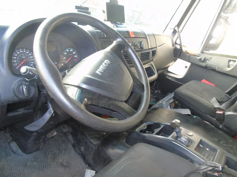 Iveco Eurocargo 120E22 + BROKEN ENGINE + EURO 6 - 厢式卡车:图5 Iveco Eurocargo 120E22 + BROKEN ENGINE + EURO 6 - 厢式卡车:图5