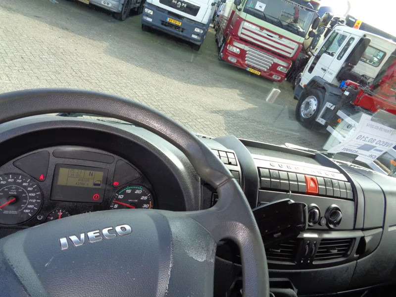 Iveco Eurocargo 80EL21 Manual + Euro 6 + Dhollandia Lift - 侧帘卡车:图4 Iveco Eurocargo 80EL21 Manual + Euro 6 + Dhollandia Lift - 侧帘卡车:图4