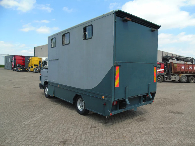 MAN 10 .150 + 2-3 HORSES + MANUAL - 马匹运输车:图4 MAN 10 .150 + 2-3 HORSES + MANUAL - 马匹运输车:图4