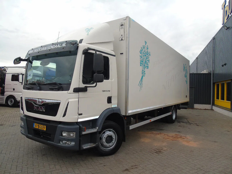 MAN TGM 12.250 + EURO 6 - 厢式卡车:图2 MAN TGM 12.250 + EURO 6 - 厢式卡车:图2