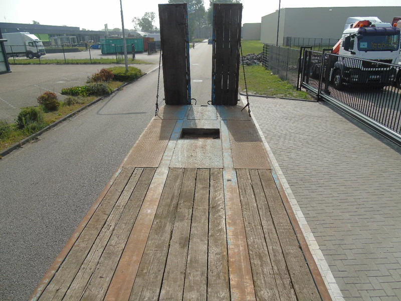 MOL + ramps + 3x axle + steering - 自动转运半拖车:图3 MOL + ramps + 3x axle + steering - 自动转运半拖车:图3