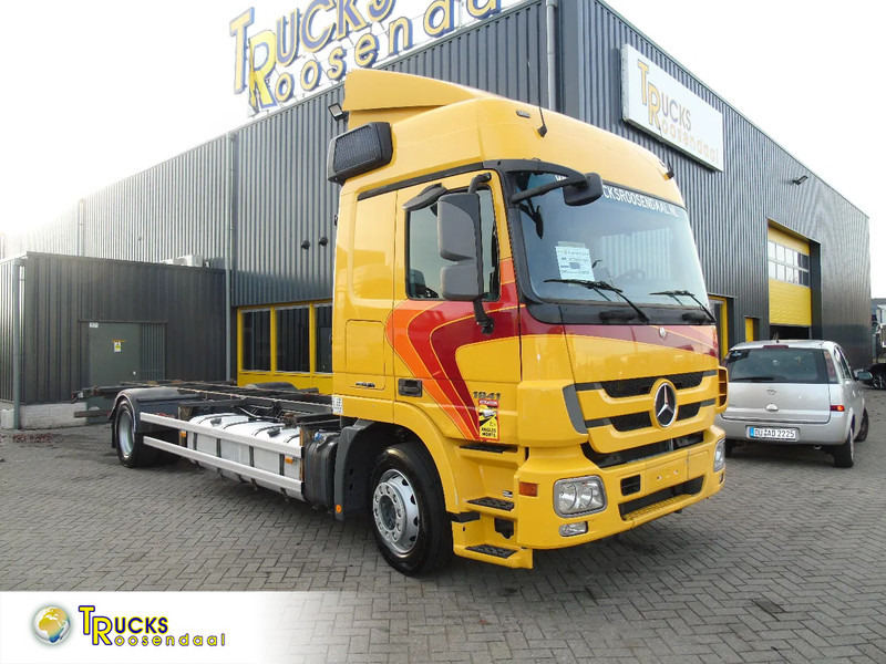 Mercedes-Benz Actros 1841 + EURO 5 EEV - 集装箱运输车/ 可拆卸车身的卡车:图1 Mercedes-Benz Actros 1841 + EURO 5 EEV - 集装箱运输车/ 可拆卸车身的卡车:图1