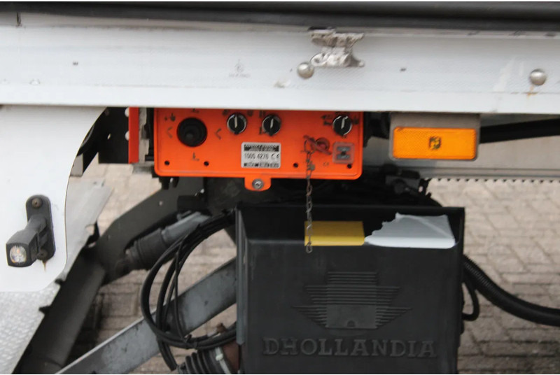 Mercedes-Benz Actros 2027 + EURO 6 + 19T - 冷藏车:图5 Mercedes-Benz Actros 2027 + EURO 6 + 19T - 冷藏车:图5