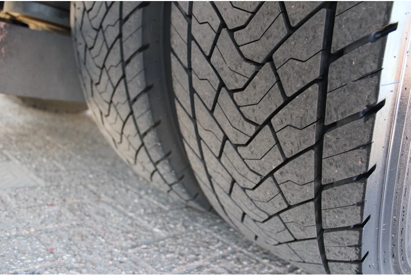 冷藏车 Mercedes-Benz Antos 1924 + THERMO KING 1200 + LIFT + EURO 6:图16 冷藏车 Mercedes-Benz Antos 1924 + THERMO KING 1200 + LIFT + EURO 6:图16