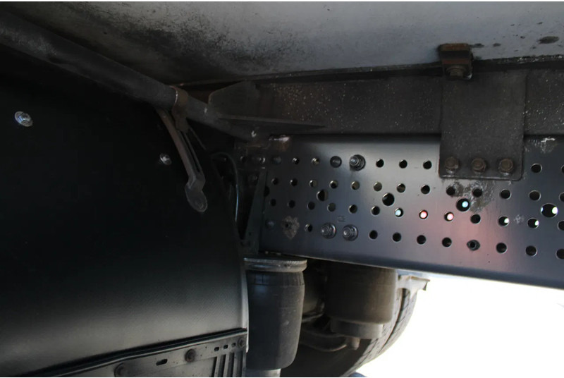 冷藏车 Mercedes-Benz Antos 1924 + THERMO KING 1200 + LIFT + EURO 6:图18 冷藏车 Mercedes-Benz Antos 1924 + THERMO KING 1200 + LIFT + EURO 6:图18