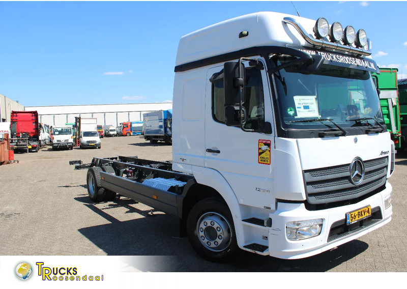 Mercedes-Benz Atego 1224 + euro 6 + 6 CYLINDER - 驾驶室底盘卡车:图1 Mercedes-Benz Atego 1224 + euro 6 + 6 CYLINDER - 驾驶室底盘卡车:图1