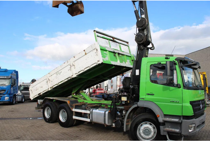 Mercedes-Benz Axor 2633 + TIPPER + HIAB 144 + REMOTE + MANUAL - 起重车:图2 Mercedes-Benz Axor 2633 + TIPPER + HIAB 144 + REMOTE + MANUAL - 起重车:图2