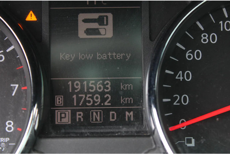 Nissan QASHQAI 2.0 AUTOMATIC / CAMERA - 汽车:图4 Nissan QASHQAI 2.0 AUTOMATIC / CAMERA - 汽车:图4