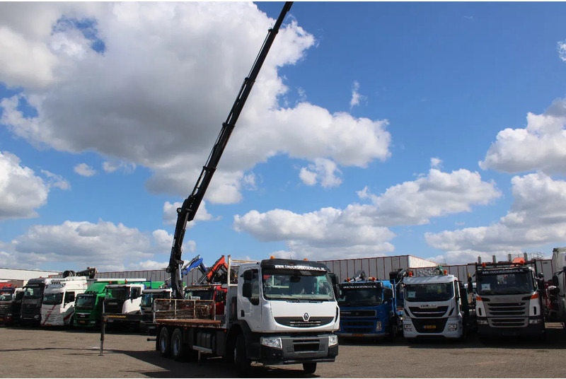 Renault Kerax 370 + HIAB 166-4 HIDRUO + 6X4 + MANUAL + SPRING + REMOTE + EURO 5 + 6X4 - 起重车:图2 Renault Kerax 370 + HIAB 166-4 HIDRUO + 6X4 + MANUAL + SPRING + REMOTE + EURO 5 + 6X4 - 起重车:图2