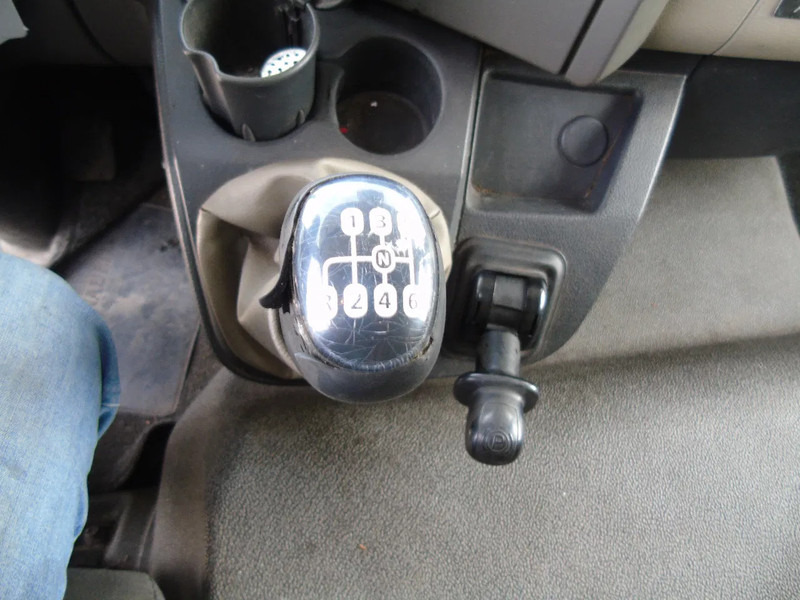 厢式卡车 Renault Midlum 220 + euro 5 + MANUAL + lift + 12T：图12