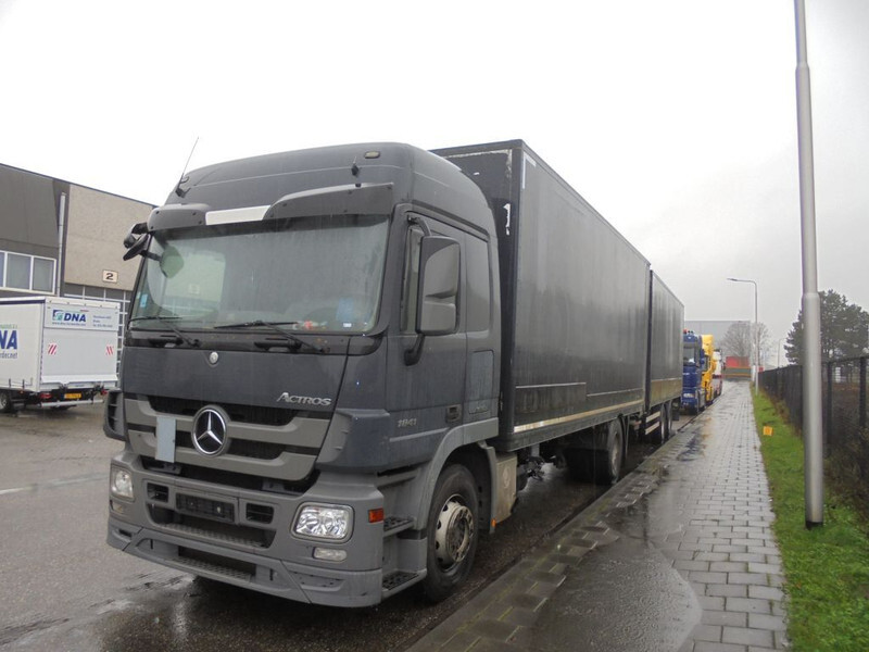 Renders RMAC 9.9 + 2 AXLE + Combi - 封闭厢式拖车:图4 Renders RMAC 9.9 + 2 AXLE + Combi - 封闭厢式拖车:图4