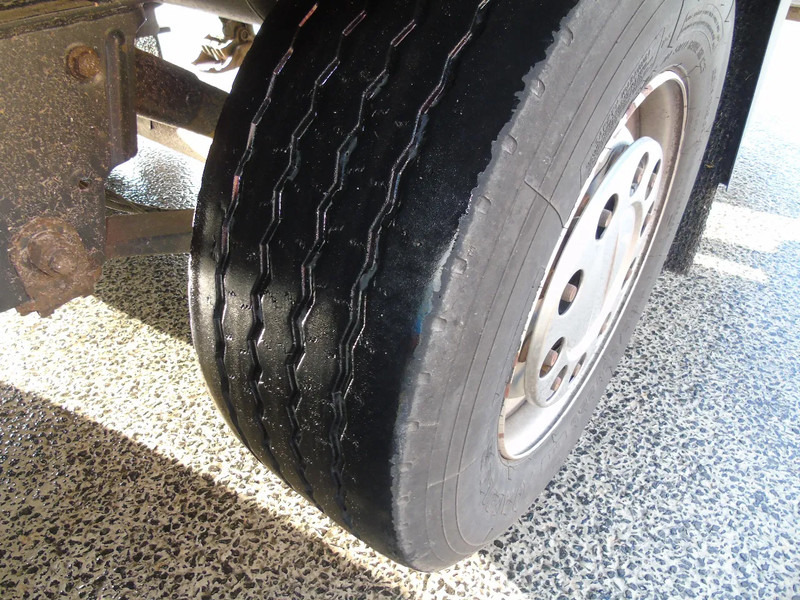 Schmitz Cargobull 2 AXLE + CARRIER + DHOLLANDIA LOADLIFT - 冷藏拖车:图5 Schmitz Cargobull 2 AXLE + CARRIER + DHOLLANDIA LOADLIFT - 冷藏拖车:图5