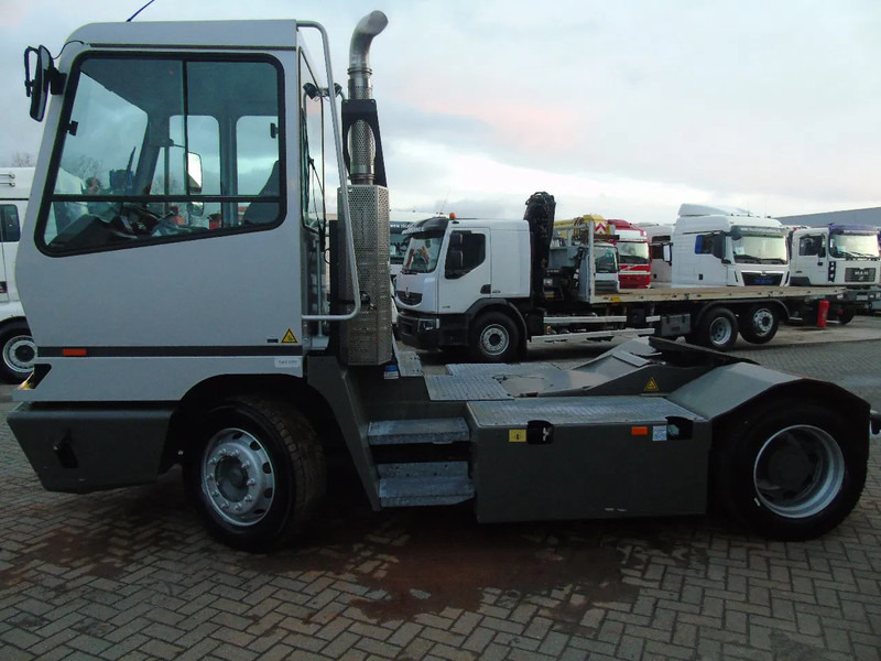 Terberg YT 182 fully funtion + perfect - 码头牵引车:图3 Terberg YT 182 fully funtion + perfect - 码头牵引车:图3