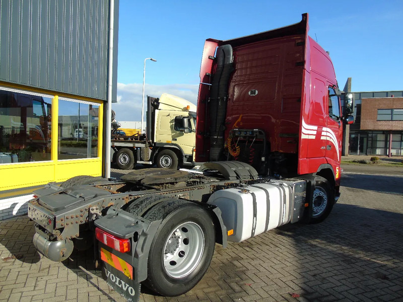 Volvo FH 460 + XL CABINE + EURO 5+ MANUAL - 牵引车:图3 Volvo FH 460 + XL CABINE + EURO 5+ MANUAL - 牵引车:图3
