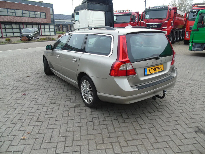 Volvo V70 + manual - 掀背车:图4 Volvo V70 + manual - 掀背车:图4