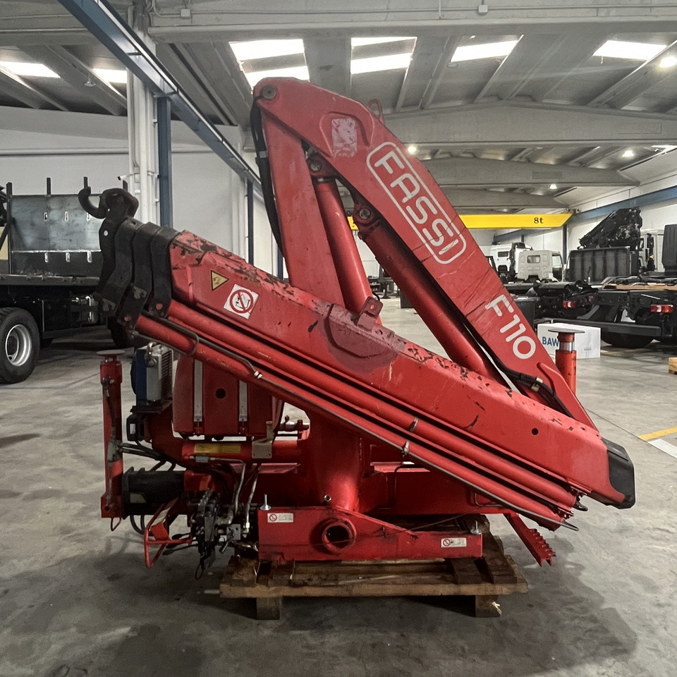 Fassi F110A.24 - 起重机:图4 Fassi F110A.24 - 起重机:图4