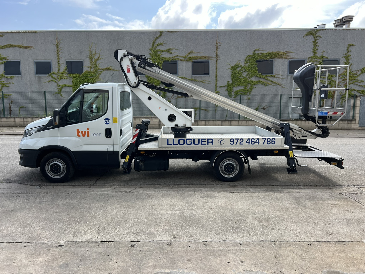 Iveco Daily + Oil&Steel Scorpion 1812 Smart Iveco Daily + Oil&Steel Scorpion 1812 Smart - 车载空中平台:图5 Iveco Daily + Oil&Steel Scorpion 1812 Smart Iveco Daily + Oil&Steel Scorpion 1812 Smart - 车载空中平台:图5