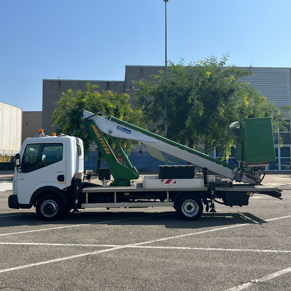 Renault Maxity - 卡车:图2 Renault Maxity - 卡车:图2