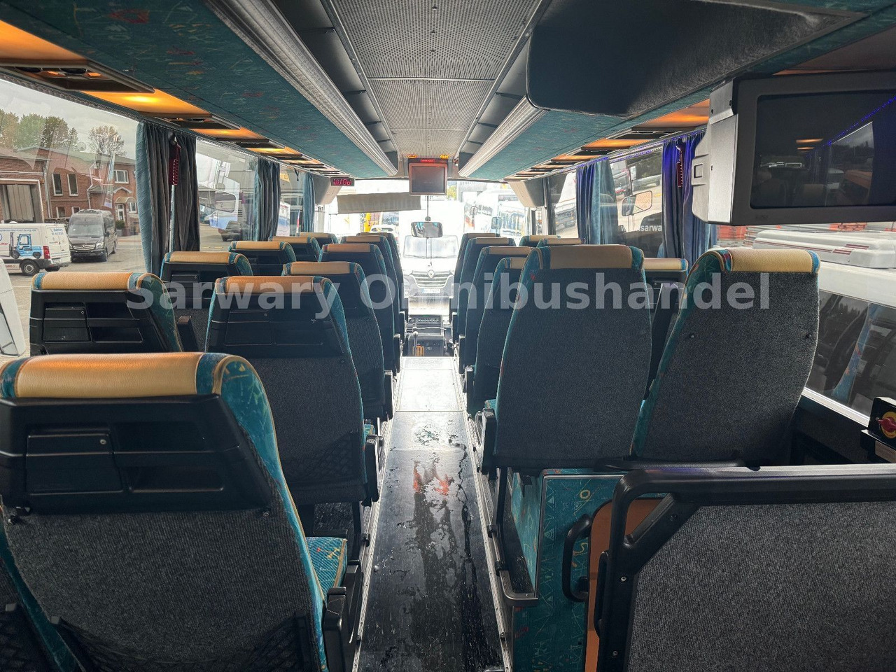 长途客车 Setra 215 HDH*41 Sitze*VIP*8 Gang*Klima*WC*TV*Clubecke:图33 长途客车 Setra 215 HDH*41 Sitze*VIP*8 Gang*Klima*WC*TV*Clubecke:图33