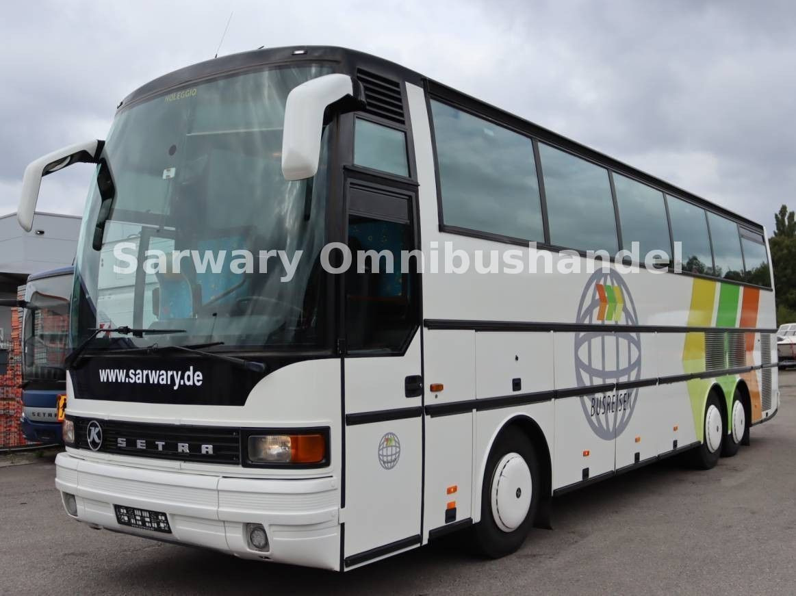 Setra 215 HDH*41 Sitze*VIP*8 Gang*Klima*WC*TV*Clubecke - 长途客车:图2 Setra 215 HDH*41 Sitze*VIP*8 Gang*Klima*WC*TV*Clubecke - 长途客车:图2