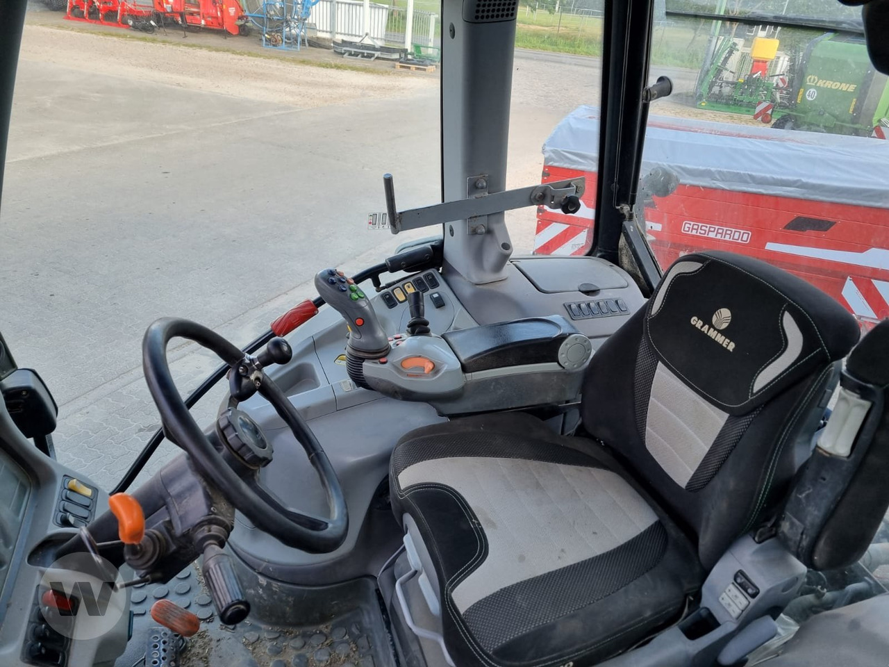 Deutz Agrotron TTV 620 - 拖拉机:图4 Deutz Agrotron TTV 620 - 拖拉机:图4