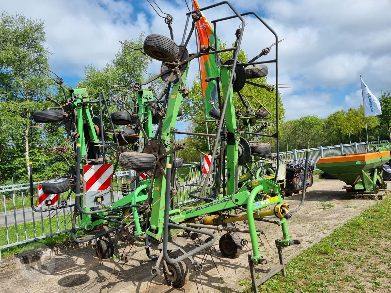 Deutz-Fahr Condimaster 7621 - 翻草机/ 搂草机:图3 Deutz-Fahr Condimaster 7621 - 翻草机/ 搂草机:图3