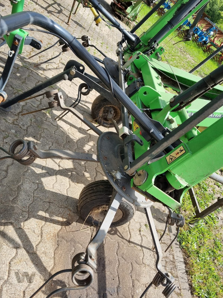 Deutz-Fahr Condimaster 7621 - 翻草机/ 搂草机:图4 Deutz-Fahr Condimaster 7621 - 翻草机/ 搂草机:图4