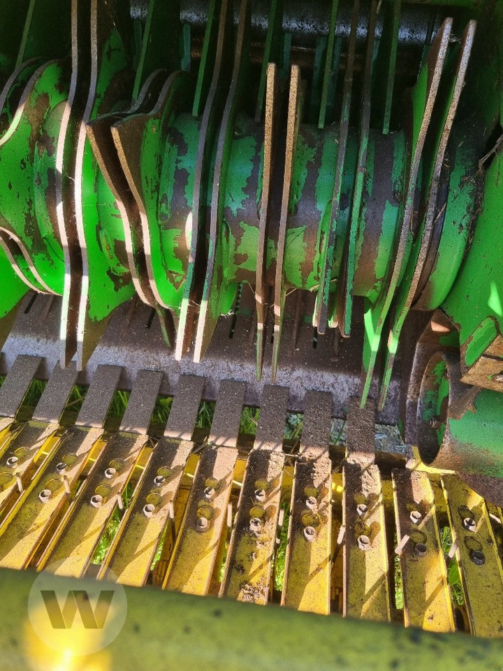 John Deere 592 - 圆形打包机:图5 John Deere 592 - 圆形打包机:图5